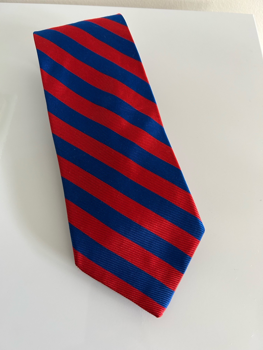Brooks Brothers Makers All Silk Made in USA Blue and Red Stripe Tie